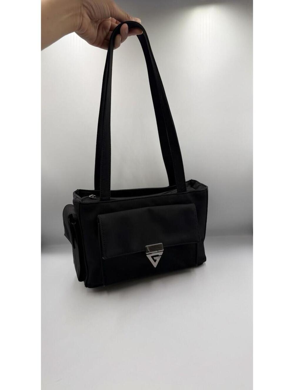 GUESS Black Shoulder Bag. Vintage Y2K. Nylon.